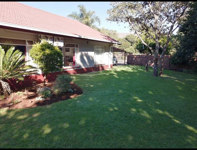 5 BEDROOM HOUSE TO LET IN PROTEA PARK